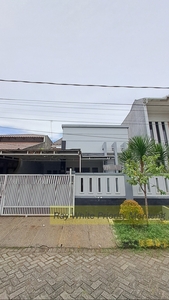 Rumah Minimalis Semi-Furnished dengan Lokasi Strategis di Islamic Village Karawaci, Tangerang