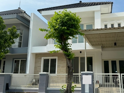 Dijual Dijual rumah minimalis Pakuwon City cluster San Antonio (S