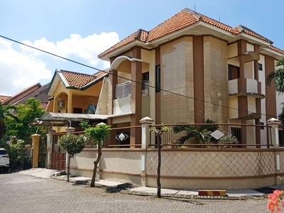 Dijual Rumah di Kebraon Indah Permai Surabaya Barat, 2 Lantai, Ho