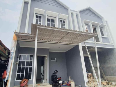 Rumah Murah 2 Lantai Jatiwarna Dekat Kolam Renang Pinggir Jalan