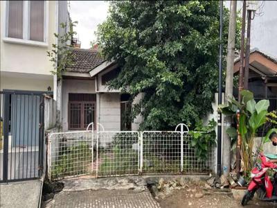Dijual cepat rumah lama(hitung tanah sj) di Taman Surya 2, Cengkareng