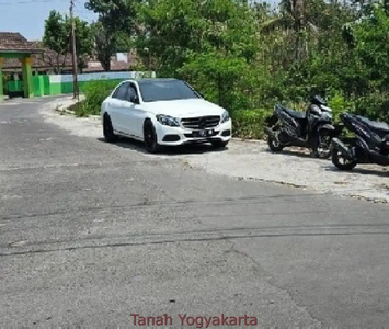 5 Menit Kampus UTY Lokasi Tanah di Trihanggo Gamping