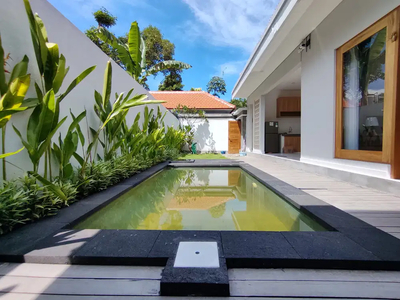 BL 133 For rent modern minimalist villa di tumbak bayuh canggu bali