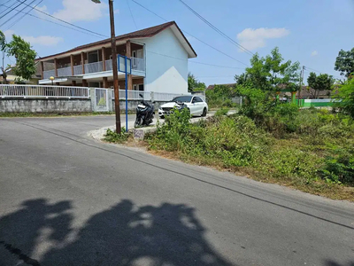 COCOK RUMAH DAN VILLA: Tanah Tepi Jalan Resto Westlake Jogja