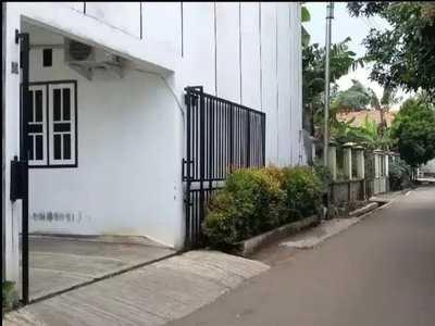 Dijual KOS 12 pintu Lengkonf karya BINUS BSD