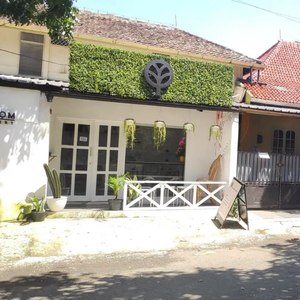 Dijual Kost, Paviliun, Rumah dekat Taman Kota