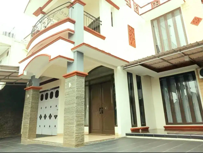 DIKONTRAKKAN RUMAH TENGAH KOTA PURWOKERTO