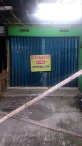 Disewakan 1 unit toko di pinggir jln haji dimun raya (BBM) depok