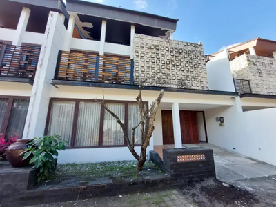 Disewakan Per Tahun Rumah Mewah Besar 4BR di Kuta Ardenia Bali