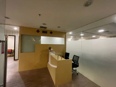 Disewakan ruang kantor Fully Furnish 227m², Menara 165