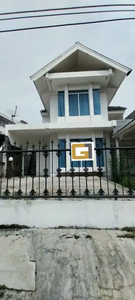 Disewakan rumah dibintaro sektor 5