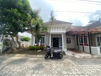 Disewakan rumah dlm perum di jln kaliurang km 9 dkt ke ugm dan uii