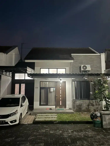 Disewakan rumah minimalis area solo baru