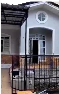 Disewakan: Rumah siap pakai hbs Renov Aman & Nyaman security 24 jam