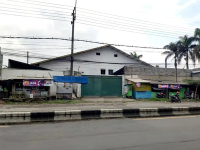 Gudang Strategis dekat Exit Tol Singosari Malang