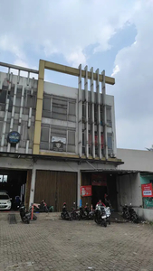 Ruko Golden Serponf Square di Raya Ciater, Tangerang Selatan