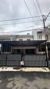 Dijual Rumah 1,5 Lantai layak huni ,Lokasi tenang ,BU di Kopyor k