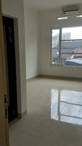 Dijual Rumah Baru Keren 2 Lantai di Suryalaya Bandung