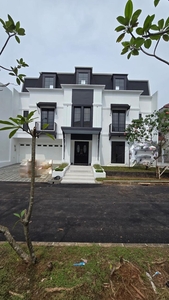 Dijual Rumah Brand New di Puri Bintaro, American Style dengan Poo