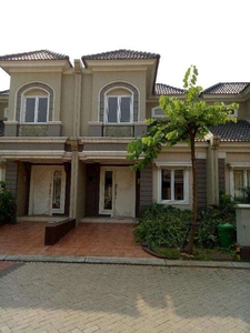 Rumah Dijual Di Cluster Samara Village B5 Paramount Serpong Tangerang