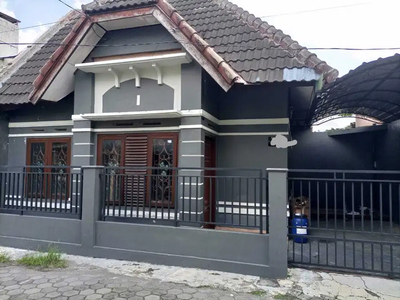 Rumah Minimalis Di Condong Catur Dekat Kampus UPN Yogyakarta