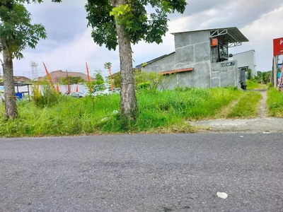 Tanah Pekarangan Strategis View Merapi Jalan Damai