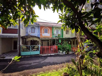 Rumah 2 lantai hadap taman di bukit Cimanggu City BCC Cluster depan