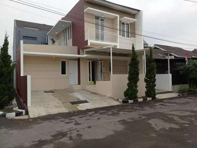 Rumah dijual Murah!! Hoek di Komplek Bumi Adipura gedebage Bandung