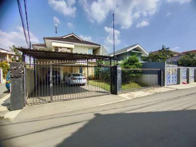 Rumah Hoek 2 Lantai Tanahnya Luas 16M-an Di Area Ciputat Tangsel