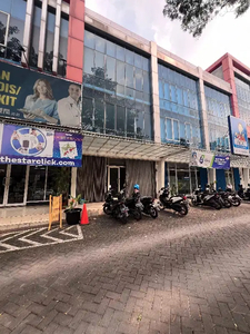 Dijual ruko 3 lantai di komplek ruko pinggir jl bouelevard bintaro