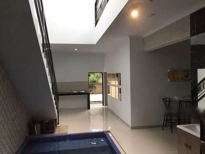 Dijual Rumah 2 Lantai Furnished Di Duren Sawit, Jakarta Timur