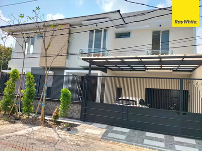 Dijual Rumah 2 lantai Siap Huni di Griya Babatan Mukti Wiyung Surabaya