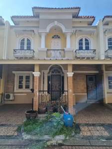 Dijual Rumah 2 lantai Siap Huni di Raffles Hills Cibubur
