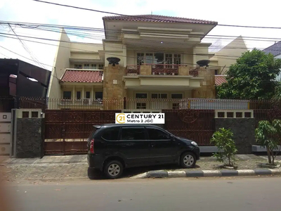 Dijual rumah megah di Pulo Asem Rawamangun Jakarta Timur