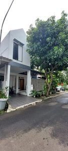 Dijual Rumah Siap Huni di Mahagoni Park Bintaro Sektor 9, Tangsel
