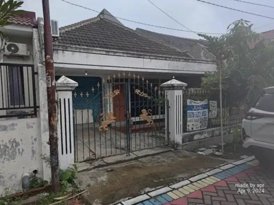 Dijual Rumah Tengah Kota Surabaya Siap Huni di Jalan Barata Jaya