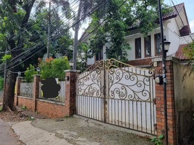 Rumah 2 Lantai di Jl Kemang Selatan Cipete Jakarta Selatan