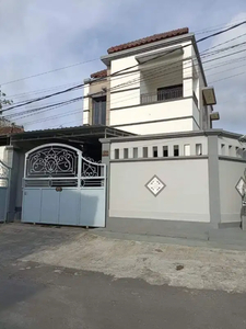 Rumah cantik Karang Sari Gatot subroto Barat Denpasar Bali
