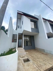 Rumah Cantik Sayap Gegerkalong Di Cigugur Girang Ciwaruga Bandung KPR