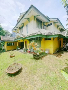 Rumah di Cluster Sektor 9 Bintaro Luas besar harga murah