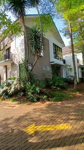 Rumah hook Vinaya Terrace Cluster strategis dekat stasiun Sudimara