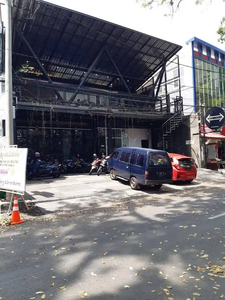 Rumah Kantor Cafe 3 lantai Jalan Jakarta Pusat Kota Malang