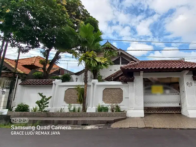 Rumah Semi Furnished 3 are Disewakan, area Denpasar Utara