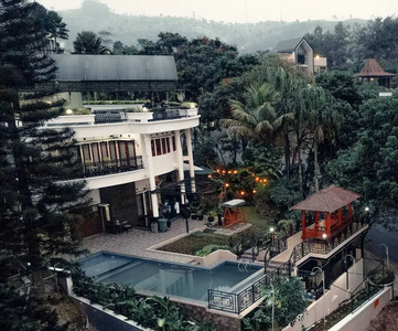 Rumah Villa Mewah Dikawasan Sejuk Pegunungan Dago Resort Pakar Bandung