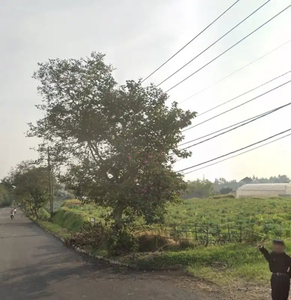 Tanah Hoek di Setiabudi Regency Udara Sejuk Cocok Untuk Rumah/Villa