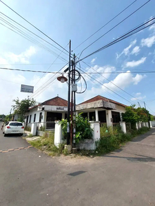 Tanah Hook Bonus Bangunan di Kadirojo Purwomartani