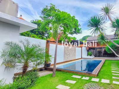 Villa 3 Kamar Tidur Bergaya Dengan Kolam Renang Di Jimbaran, Bali