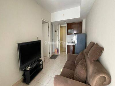 Apartement 2 BR Bagus di The Spring Lake