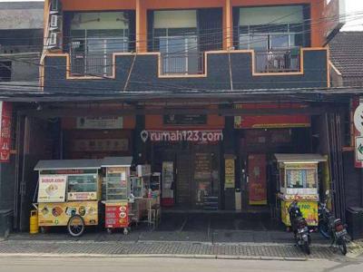 Ruko 3 Gandeng Lokasi Startegis di Pinggir Jalan di Delima Raya