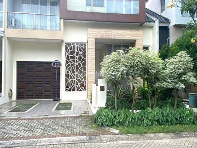 Rumah 2 Lantai Full Furnished. Kebayoran Residence Bintaro